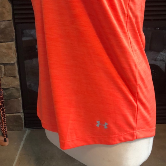 Adorable women’s tank top by Under Armour size S - Picture 3 of 7